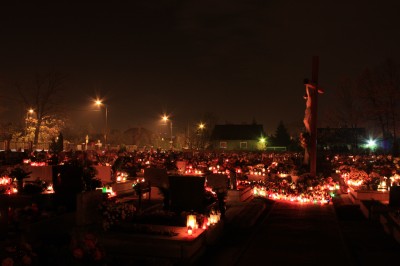 Giszowiec, Giszowiecki cmentarz w dzień zaduszny