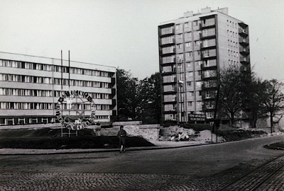 Giszowiec, Na pierwszym planie po prawej wąski tor prowadzący do giszowieckiej kotłowni